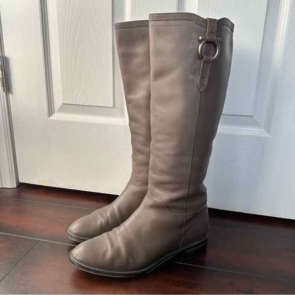 Size 9 Salvatore Ferragamo Women’s Fersea Gancini Grey Leather Riding Boots - Picture 9 of 16